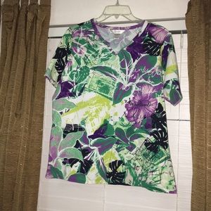 CJ Banks Floral top